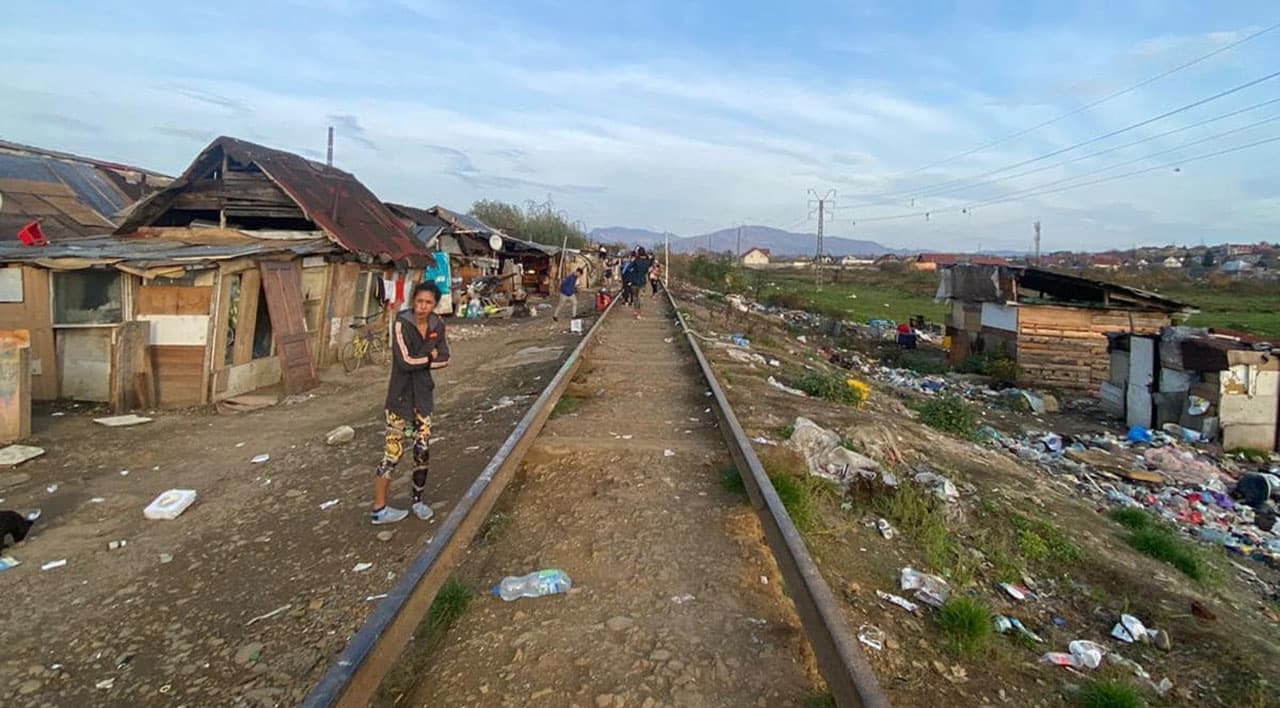 Saltele pentru cei nevoiași! — Galerie 12