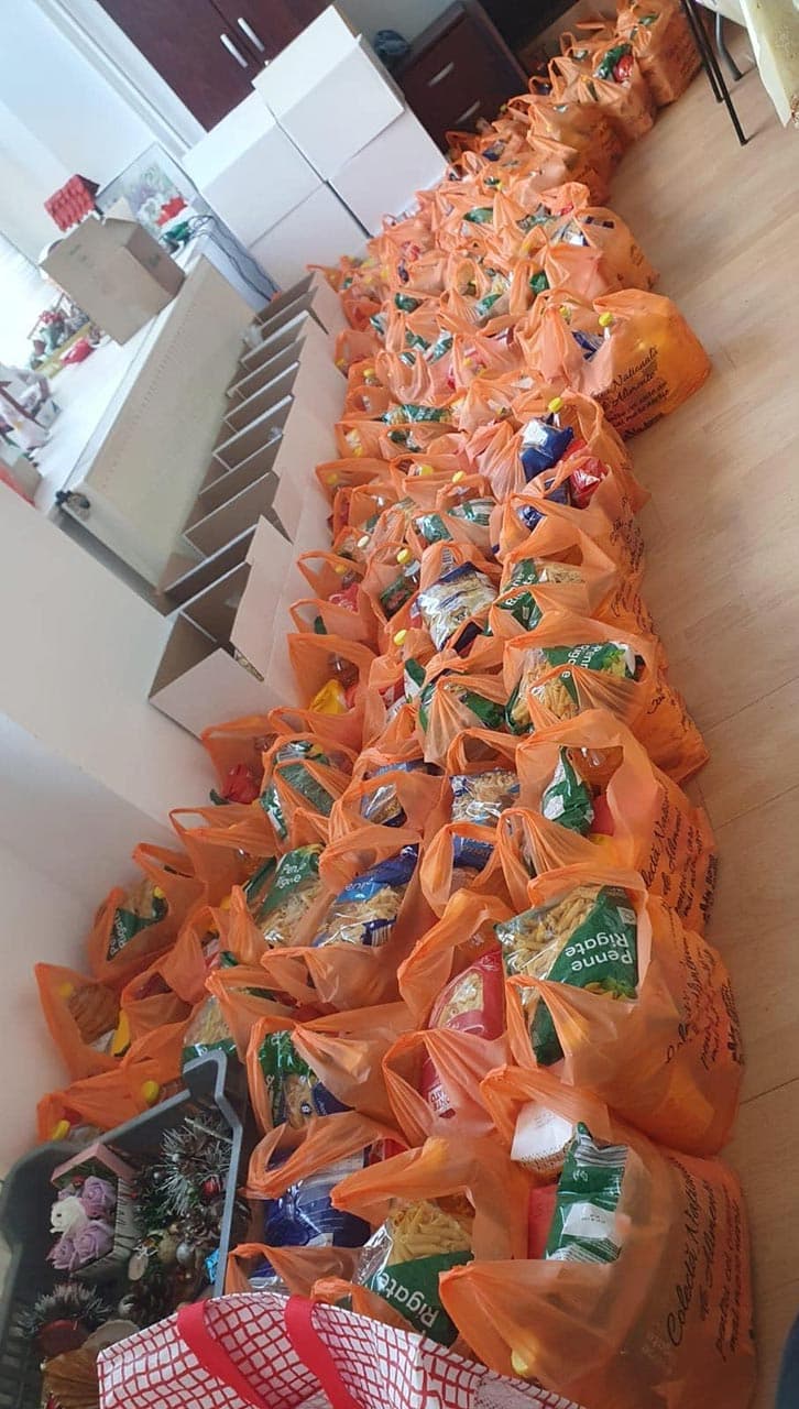 Ajută-ne să-i ajutăm! — Galerie 7