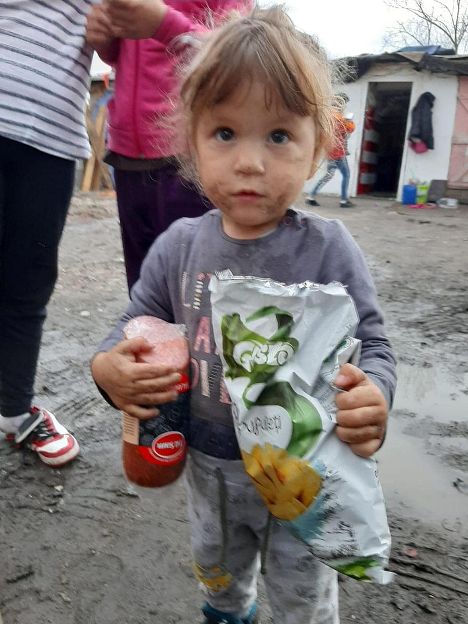 Ajută-ne să-i ajutăm! — Galerie 9