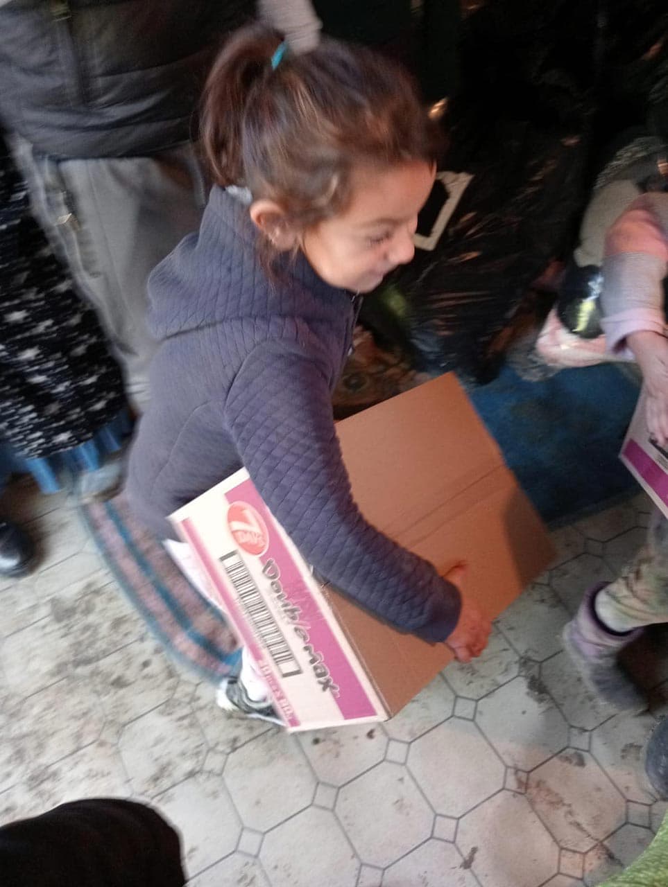 Un Crăciun Luminos pentru O Familie Mare — Galerie 9