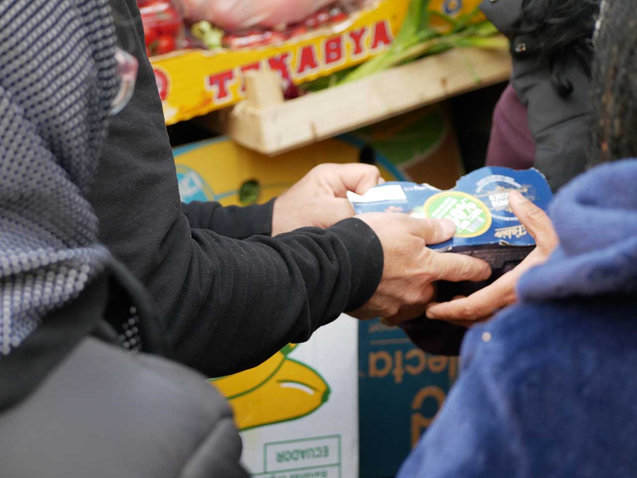 Donație de alimente — Galerie 3