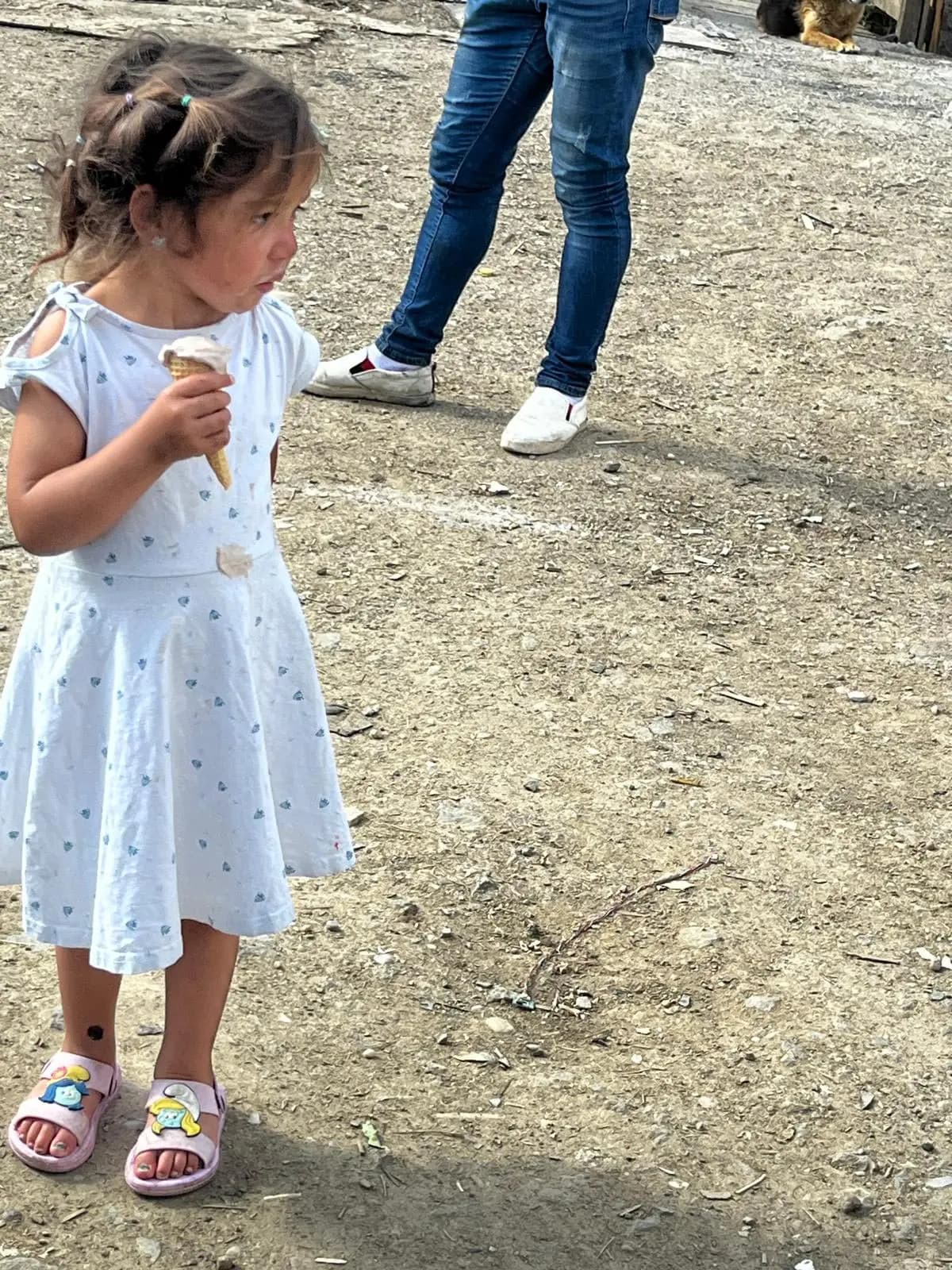 Donazione di vestiti a Craica, Baia Mare — Galleria 8