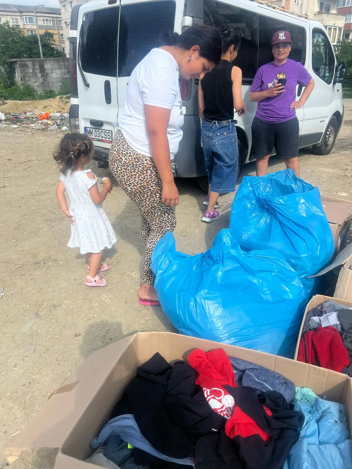 Donazione di vestiti a Craica, Baia Mare — Galleria 13
